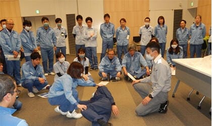 Photo: First-aid and lifesaving courses for employees